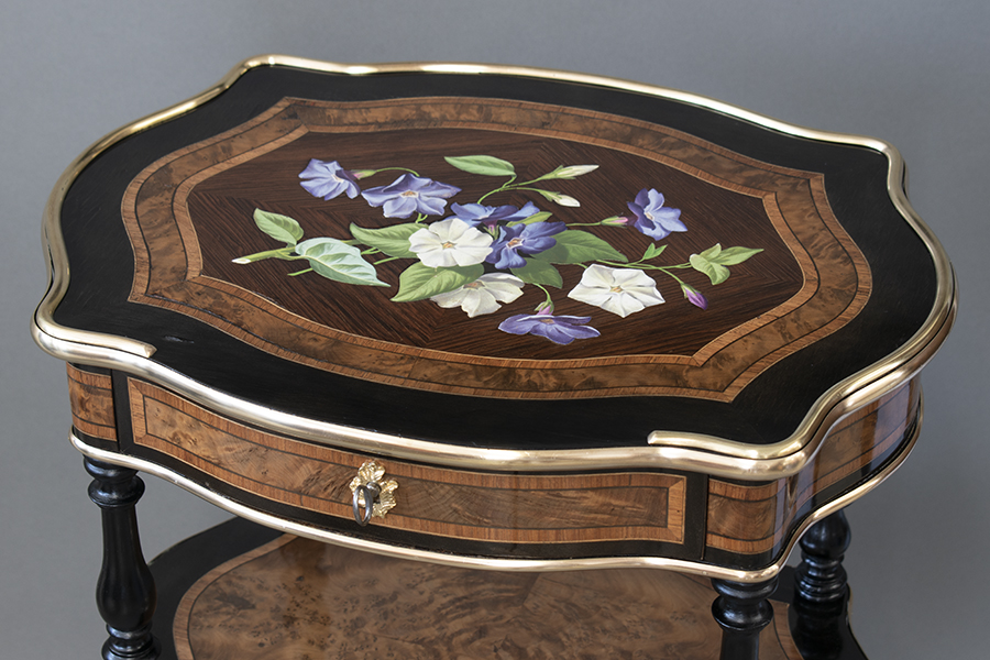 ニコラ リヴァールマルケトリ.jpg